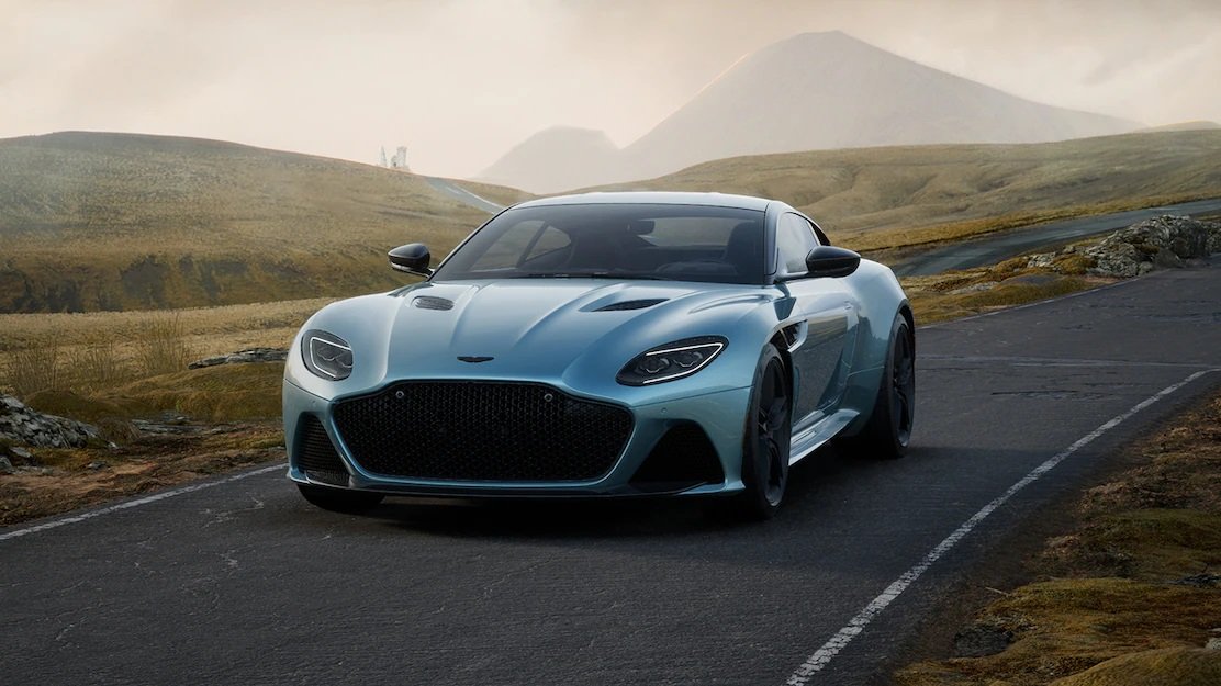 2022 Aston Martin DBS Exterior front