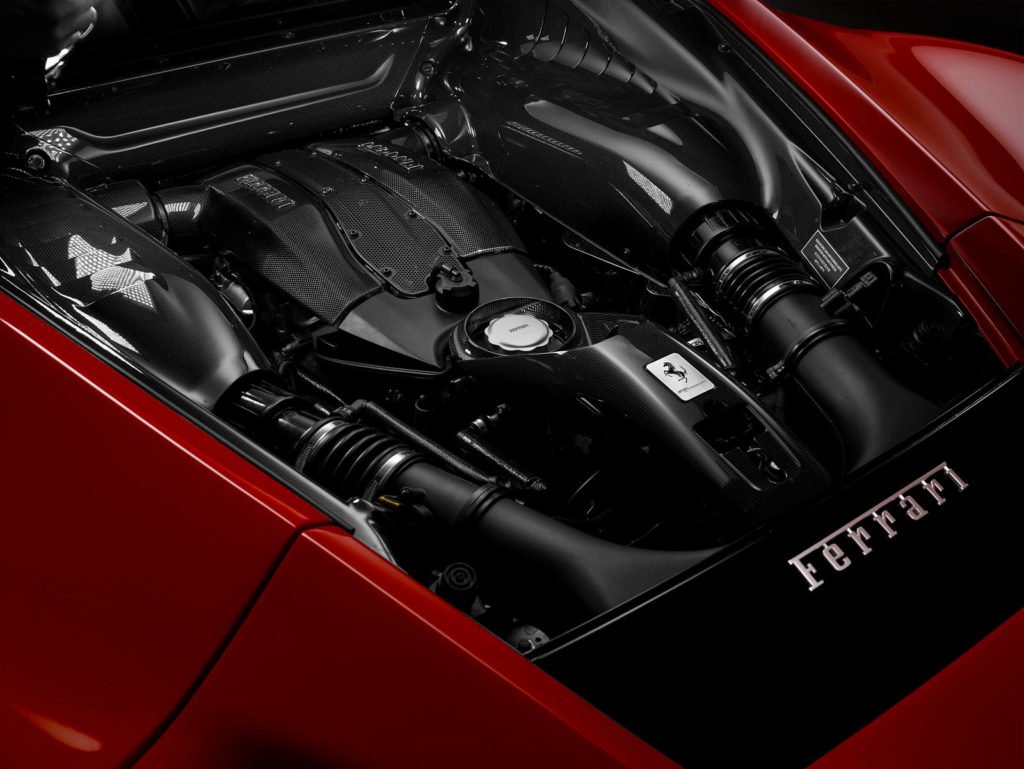 Ferrari-F8 Tributo-Engine
