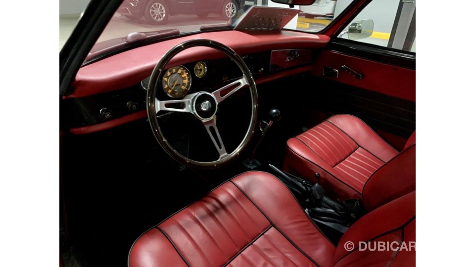 FOW-Karmann-Ghia-Interior