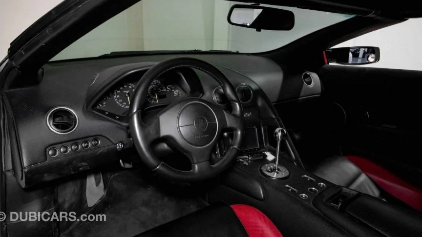 Lamborghini-Mucielago-Roadster-2006-Interior-3