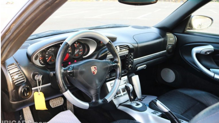 2004-Porsche-911-Carrera-Turbo-Interior