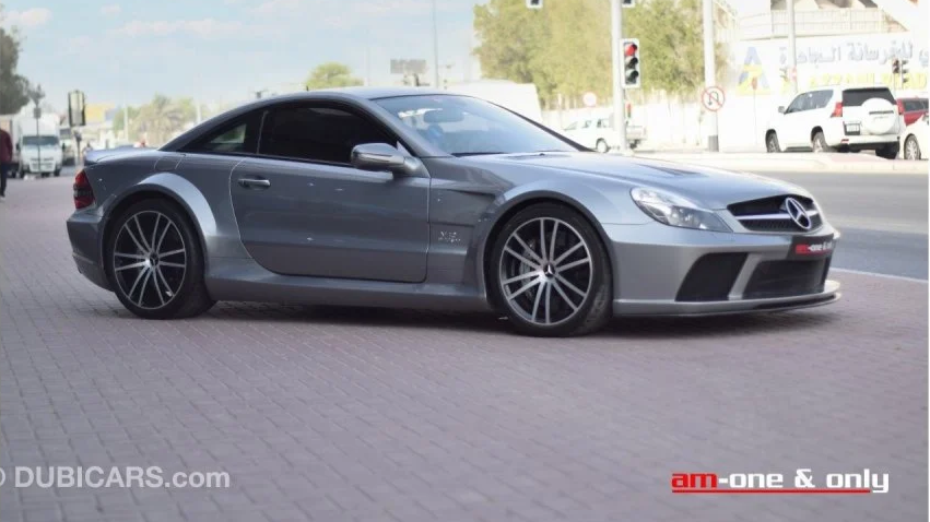 Mercedes-AMG-SL-65-Black-Series-Exterior-2