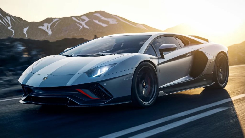 Aventador_feature